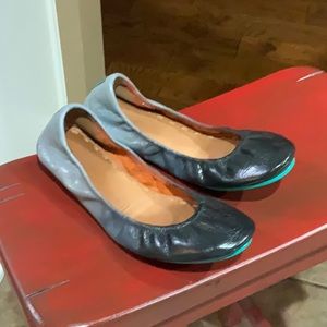 Tieks custom color shift size 9